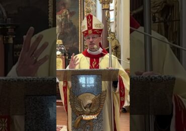 На Урочистій Месі Мира у Мукачівській кафедрі молилась делегація паломників миру